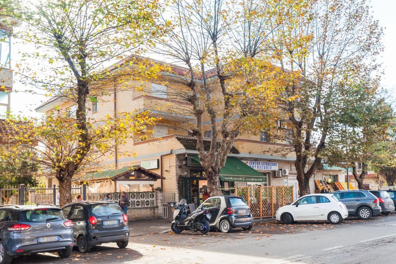 Casa Vacanze Giramondo フィウミチーノ エクステリア 写真