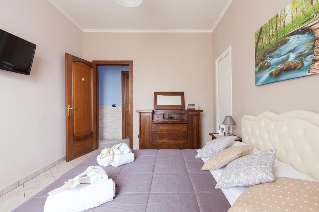 Casa Vacanze Giramondo フィウミチーノ エクステリア 写真