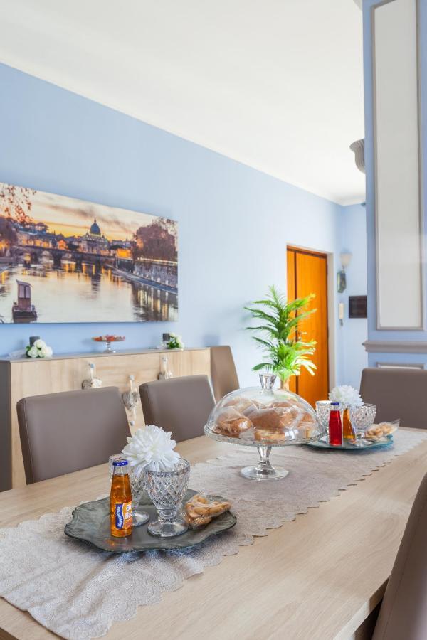 Casa Vacanze Giramondo フィウミチーノ エクステリア 写真